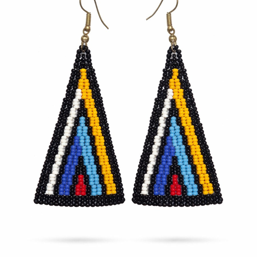 Usiku - boucles d'oreille triangle en perles bleu nuit